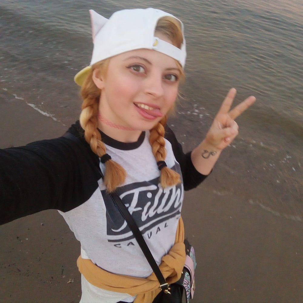 Meet your Posher, Arielis